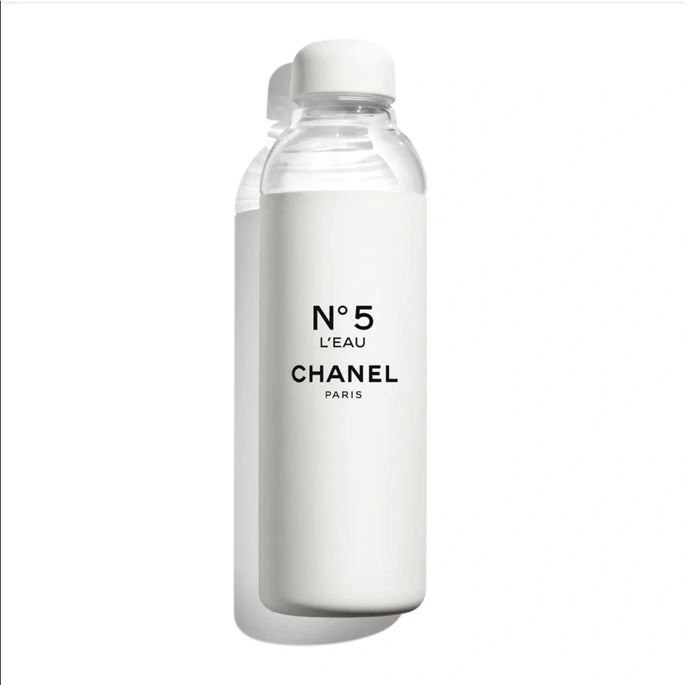 Authentic Chanel limited edition anniversary glass bottle - Picture 5 of 5